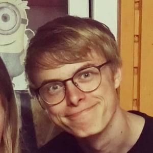 Meet your Posher, Dennis